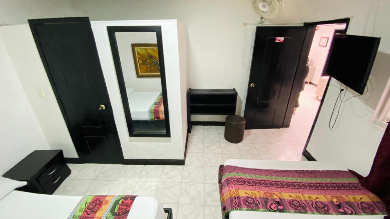 בוקארמנגה Hotel Los Magueyes מראה חיצוני תמונה